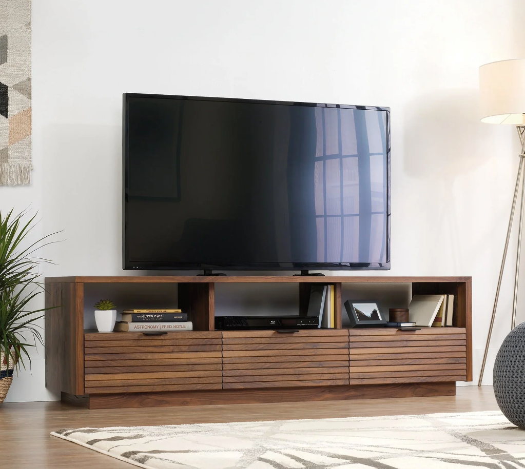 How to Choose the Right TV Stand for Your Living Room