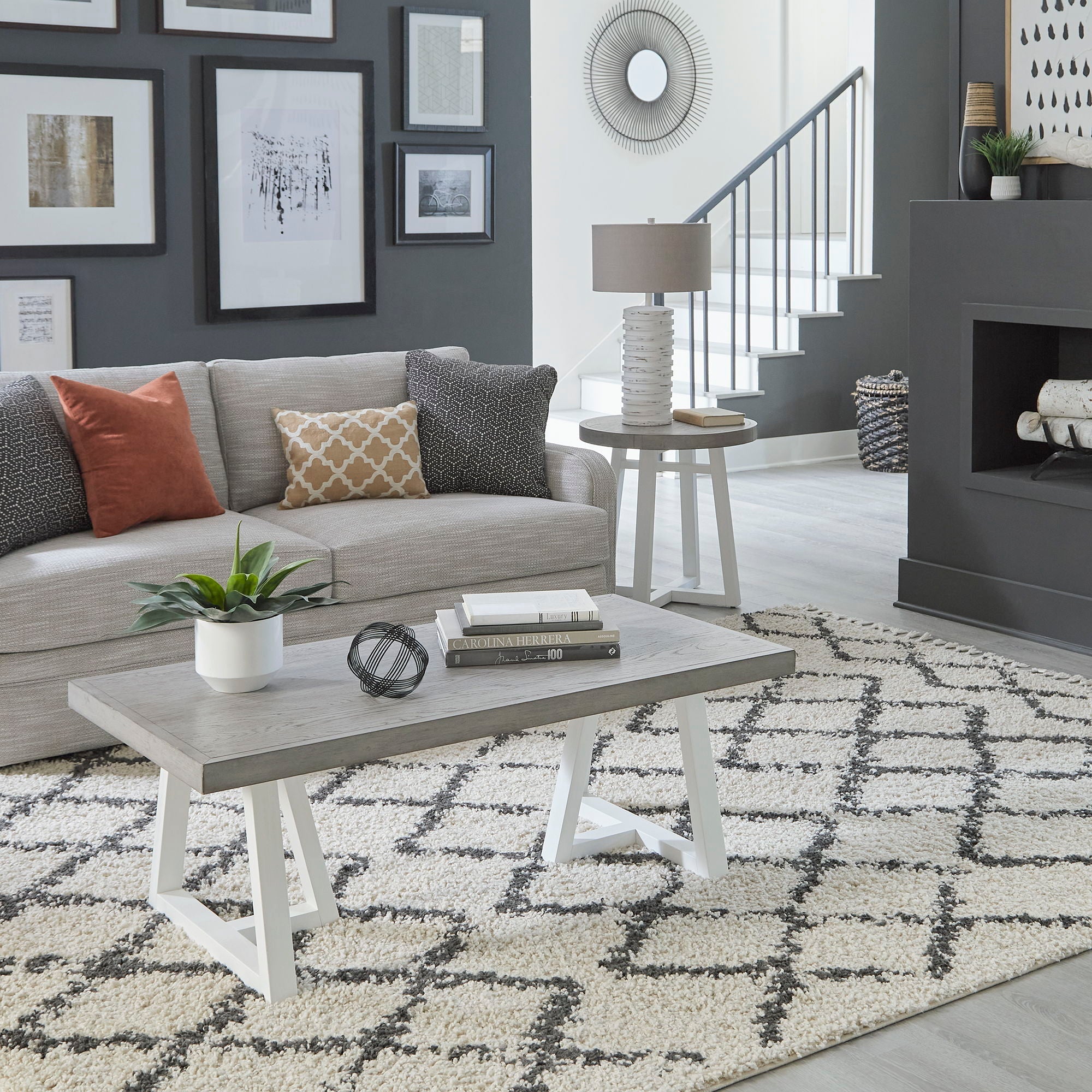 Palmetto Heights 3 Piece Table Set -