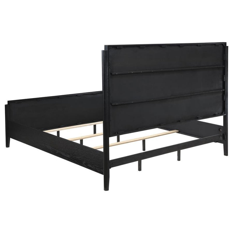 Brookmead Black Bedroom Set