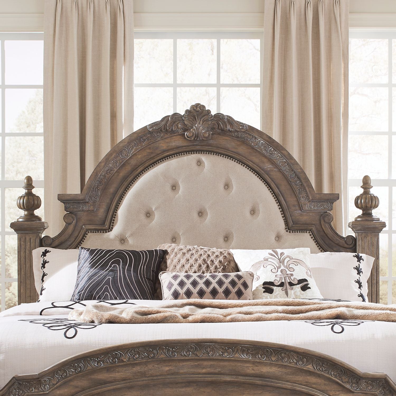 Carlisle Court Upholstered Poster Headboard