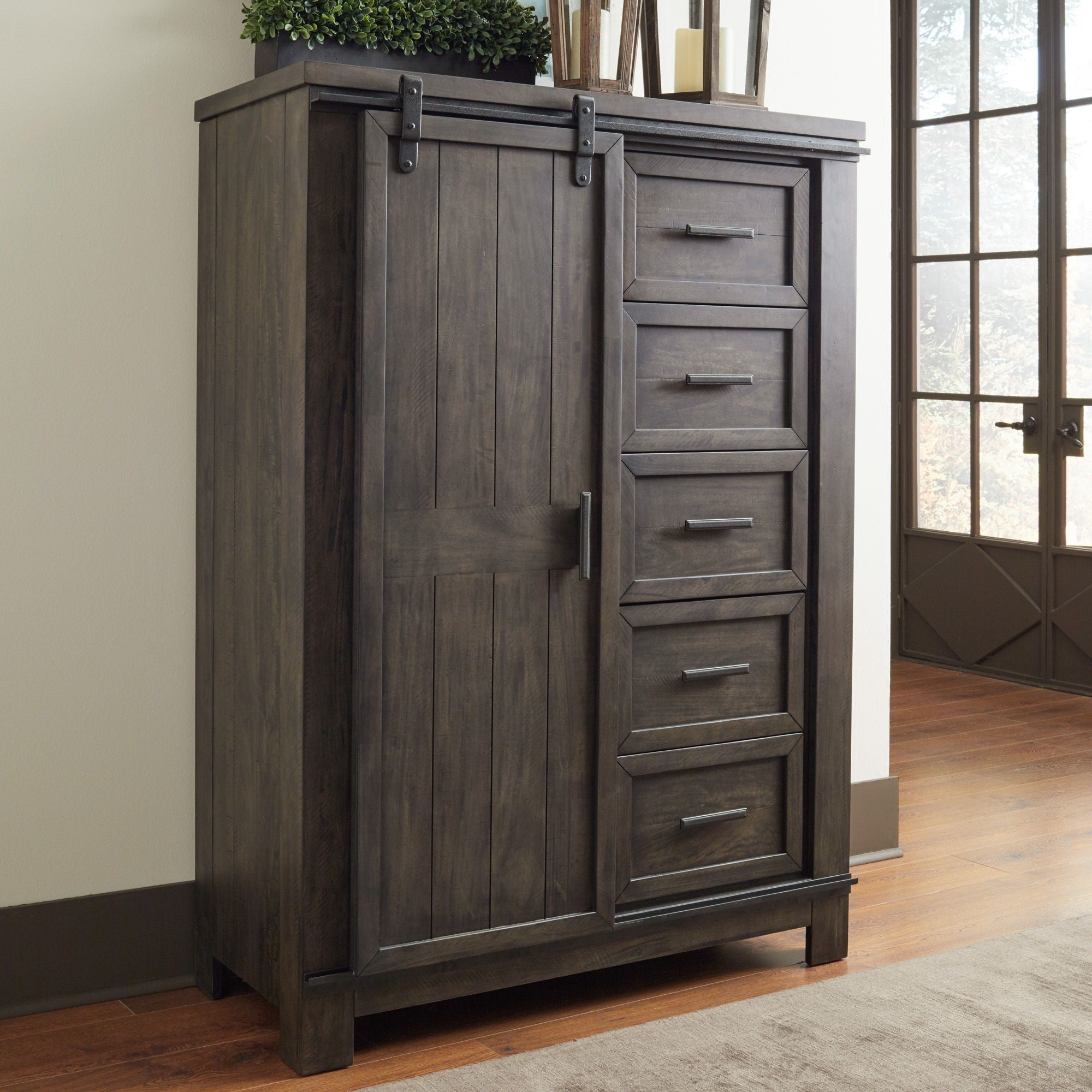 hornwood Hills Sliding Door Chest