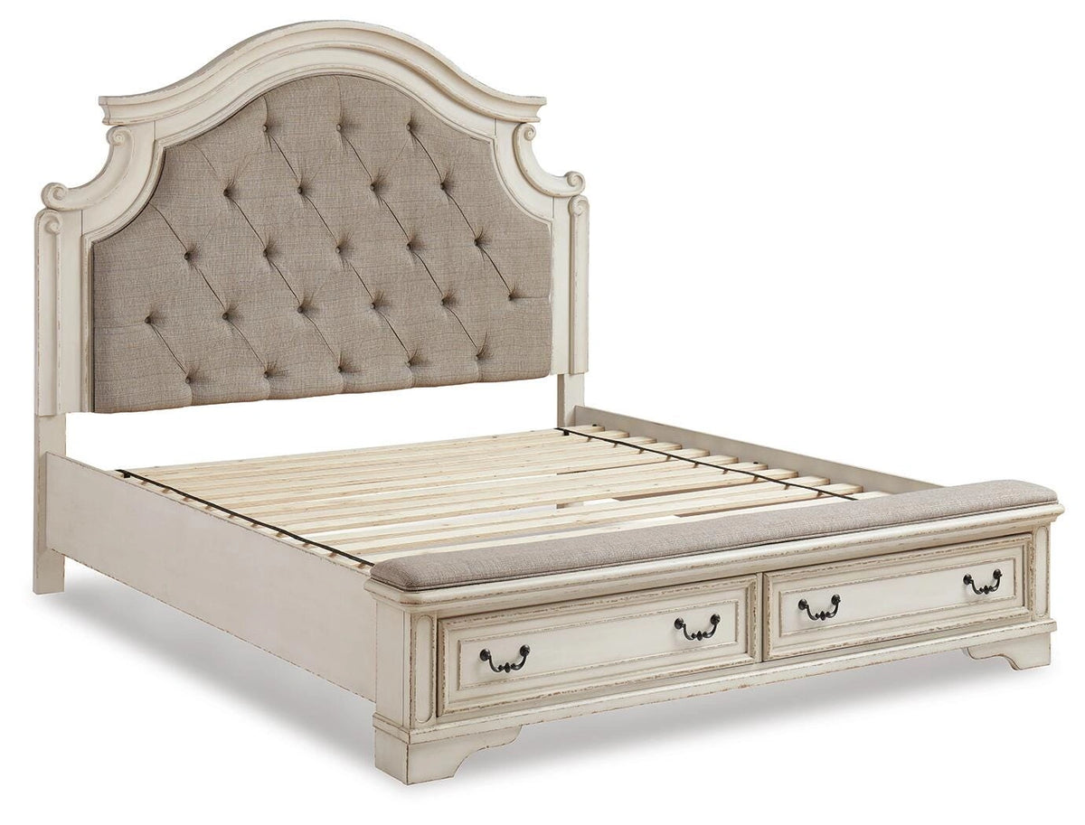 Realyn Upholstered Bedroom Set