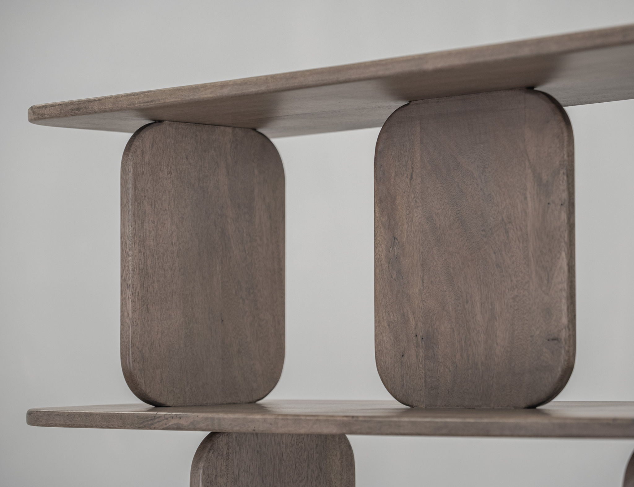 Mezquite 5-Shelf Bookcase – Brown