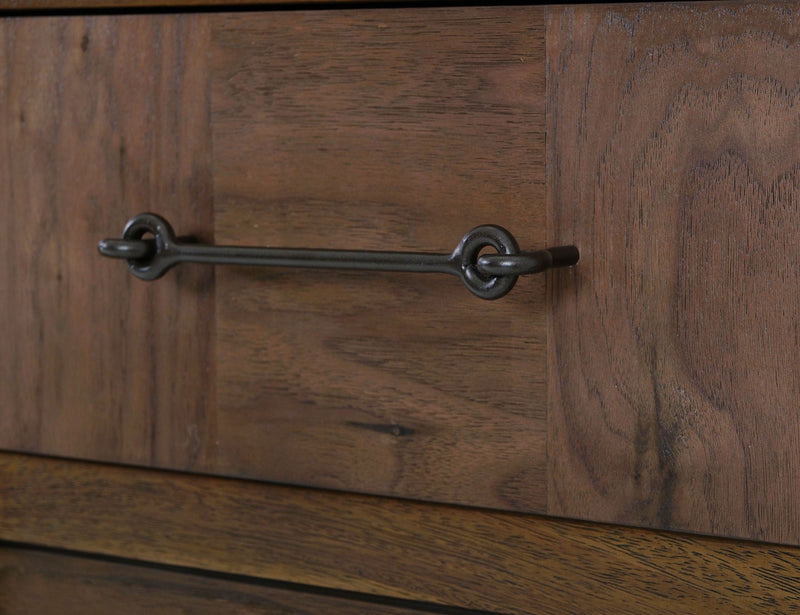 Walnut Chest of 4 Drawers