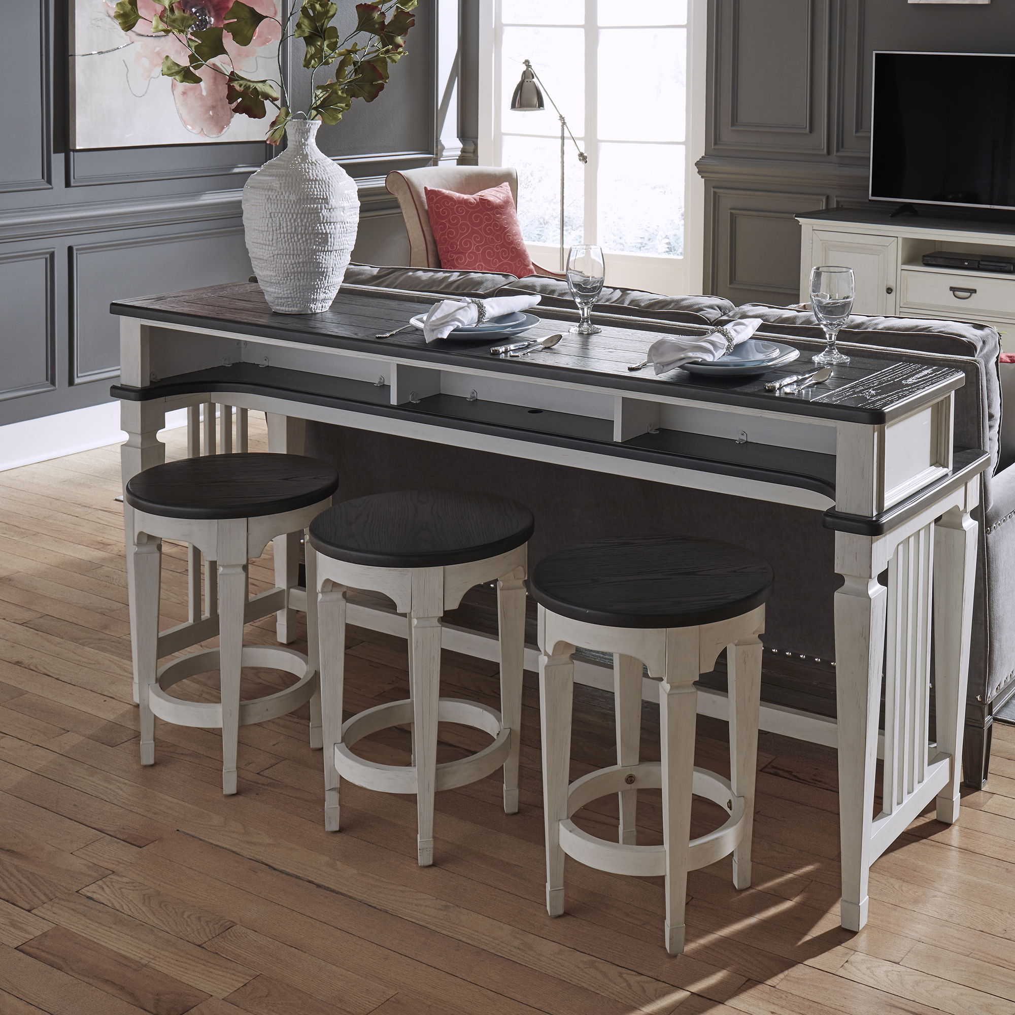 Allyson Park 4-Piece Dining Room Set