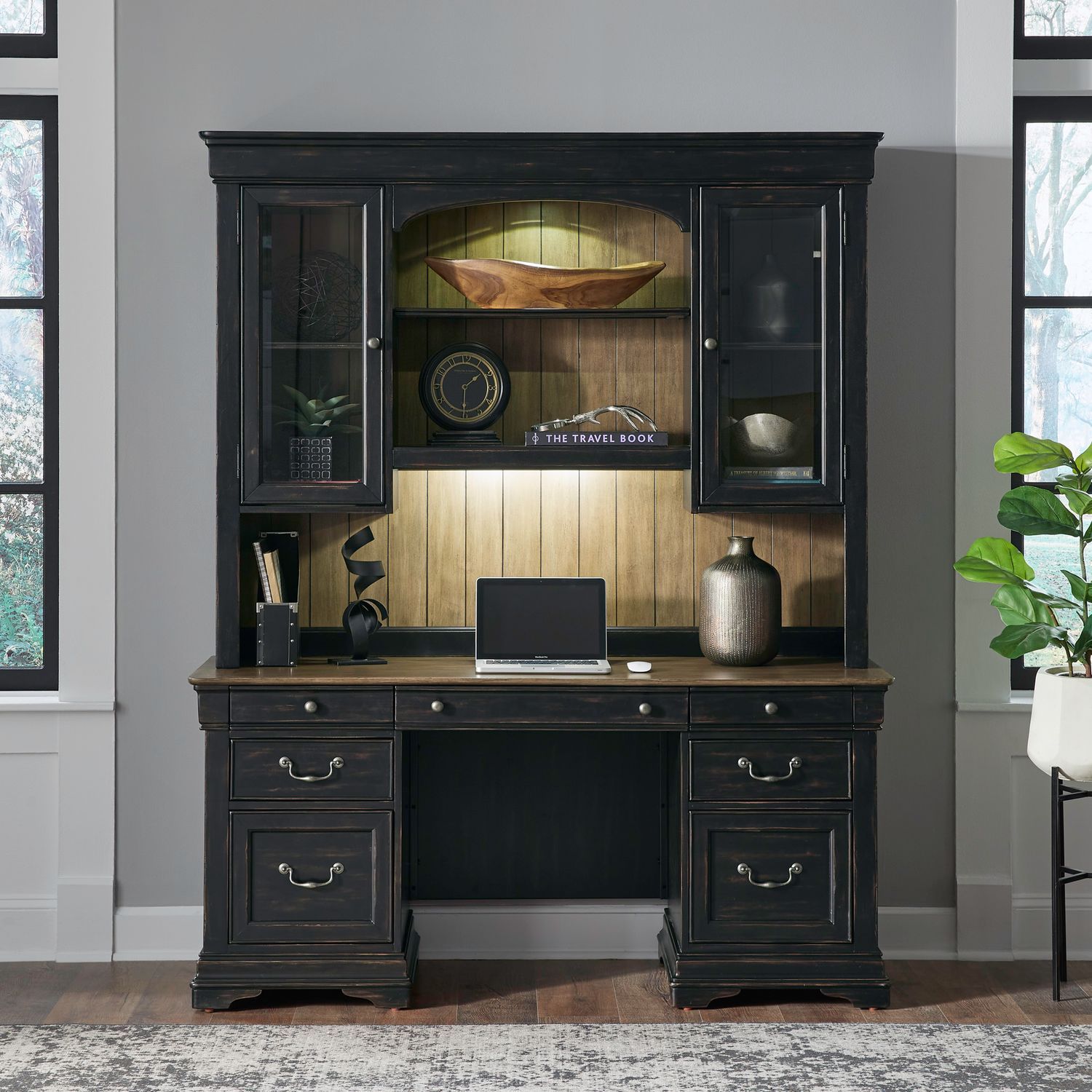 Meritage Credenza & Hutch
