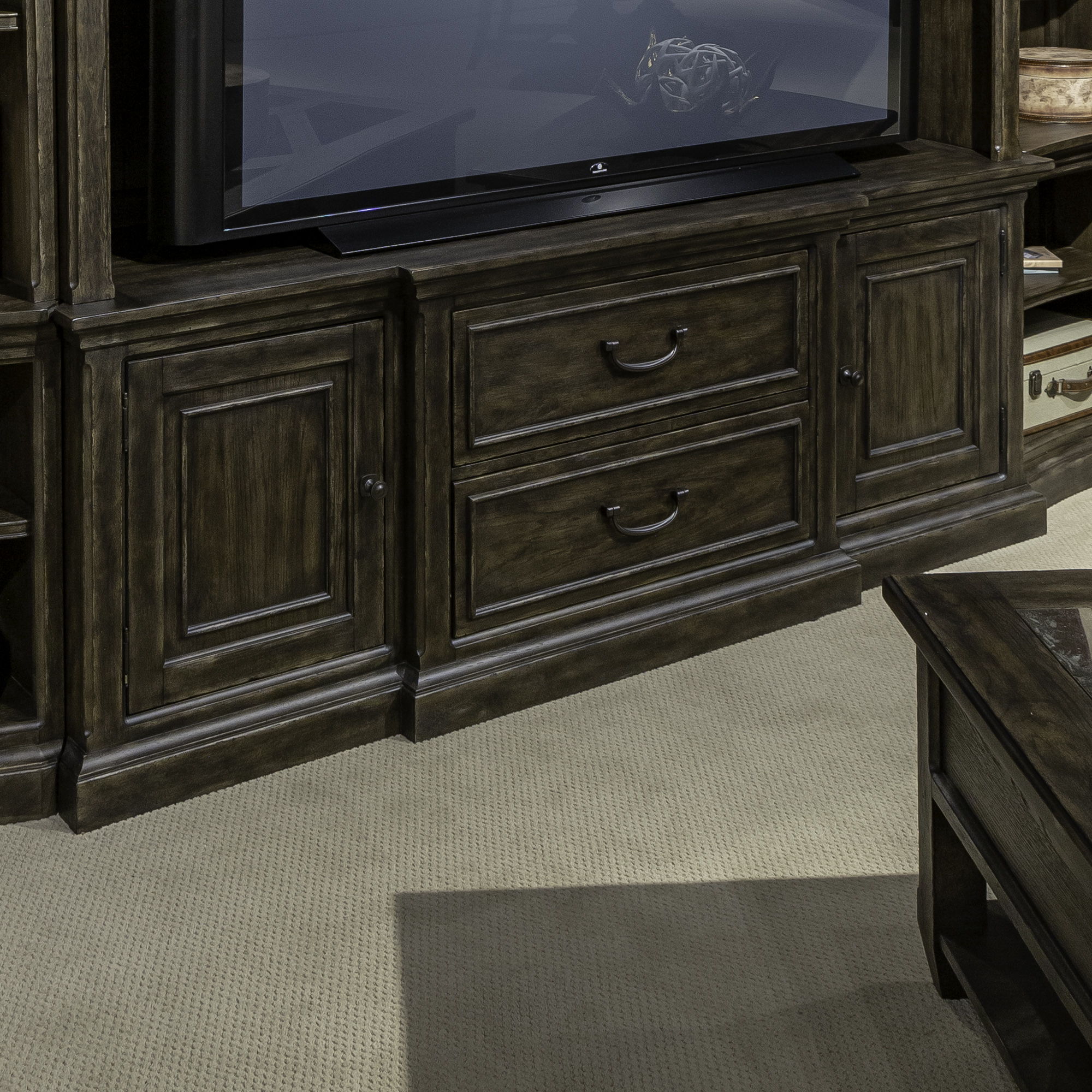 Paradise Valley 78" Entertainment Console