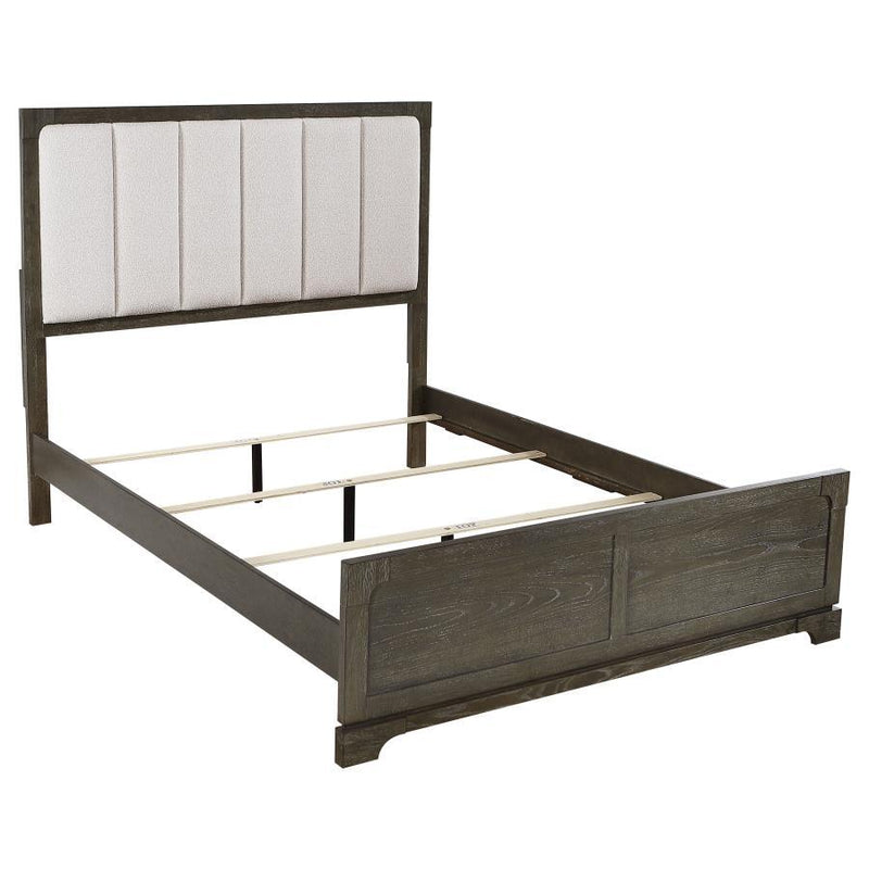 Gran Park Panel Bed in Dark Cocoa