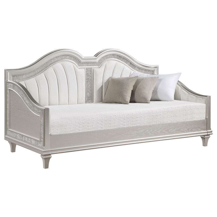 Evangeline Upholstered Twin Daybed