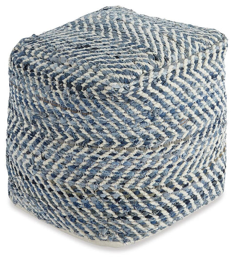 Pouf